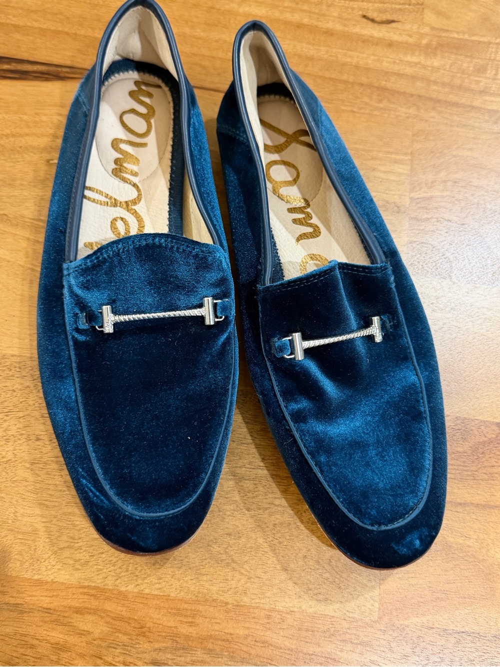 Sam Edelman Women’s Velvet Loafers in Deep Teal with Silver Accent Size 7.5